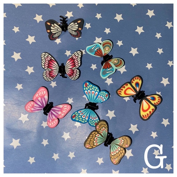 Seven Butterfly Claw Hair Clips - Picture 9 of 11